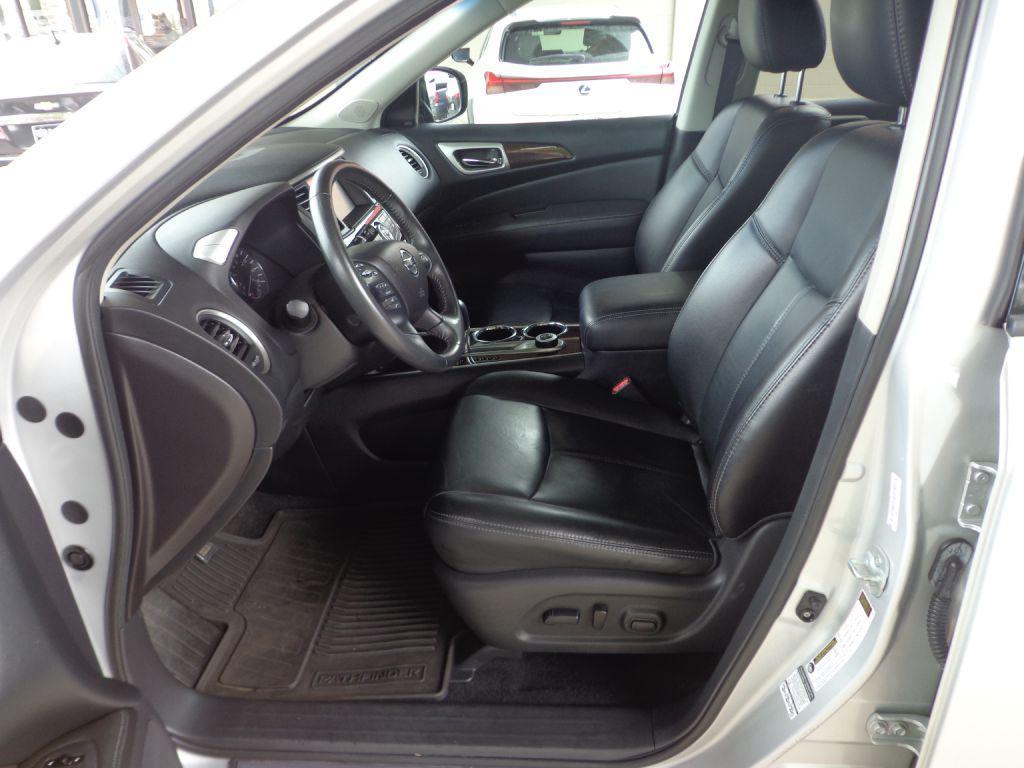 used 2015 Nissan Pathfinder car, priced at $12,995