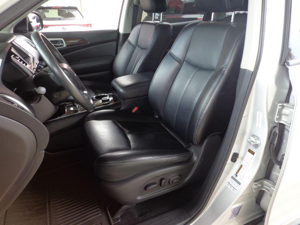 used 2015 Nissan Pathfinder car, priced at $12,995
