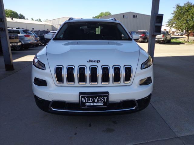 used 2015 Jeep Cherokee car, priced at $14,995