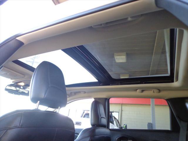 used 2015 Jeep Cherokee car, priced at $14,995