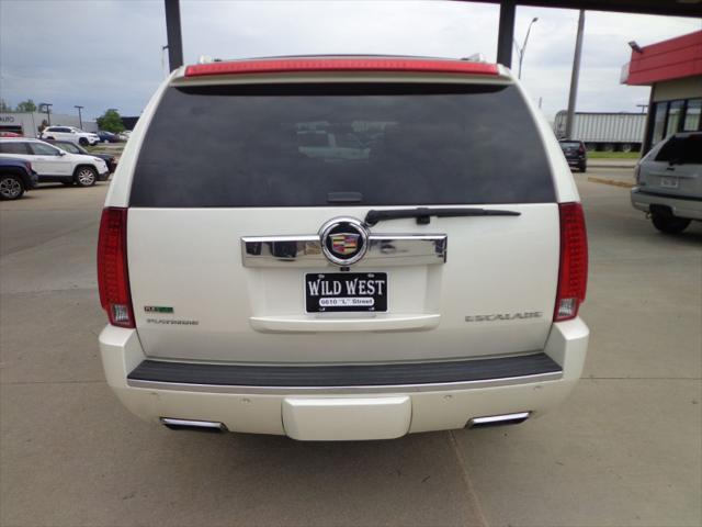 used 2012 Cadillac Escalade car, priced at $22,500