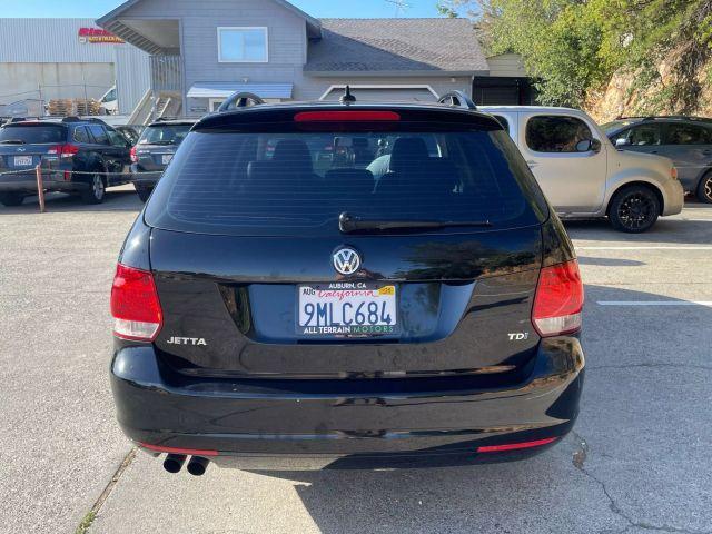 used 2012 Volkswagen Jetta SportWagen car, priced at $9,299