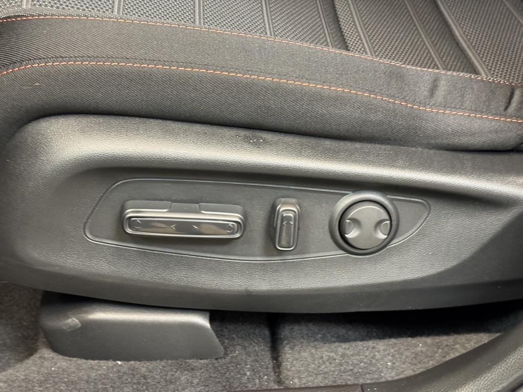 new 2026 Honda CR-V Hybrid car