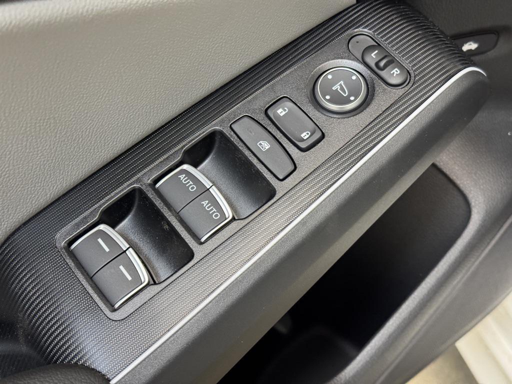 new 2025 Honda Civic Hybrid car, priced at $31,553