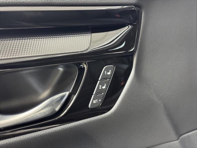 used 2025 Honda CR-V Hybrid car, priced at $39,587