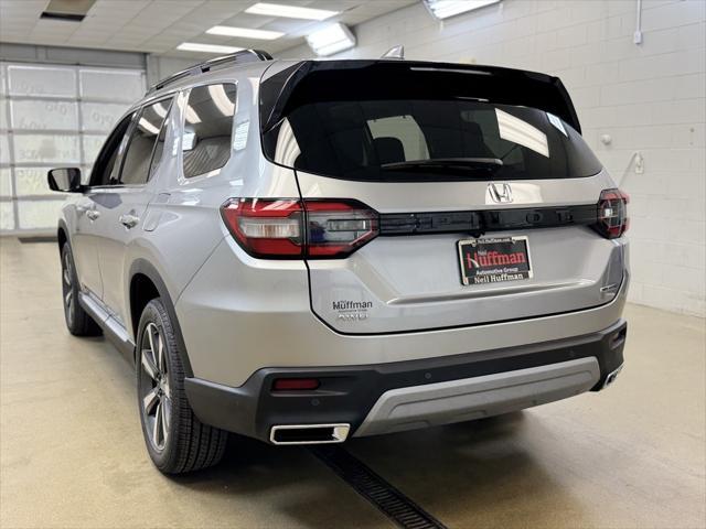 new 2025 Honda Pilot car, priced at $47,967