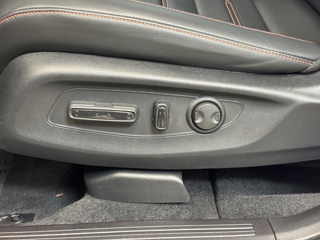 used 2025 Honda CR-V Hybrid car, priced at $37,577