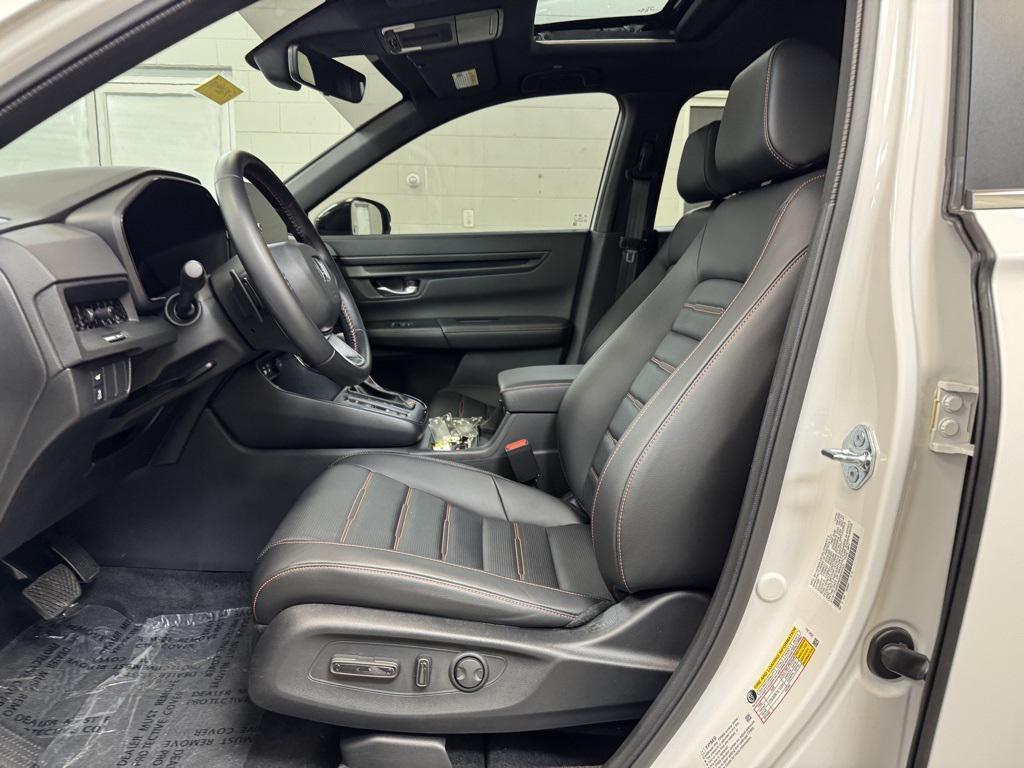 used 2025 Honda CR-V Hybrid car, priced at $37,577
