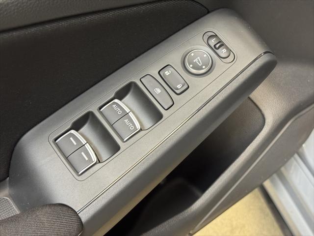 new 2025 Honda Civic Hybrid car, priced at $30,318
