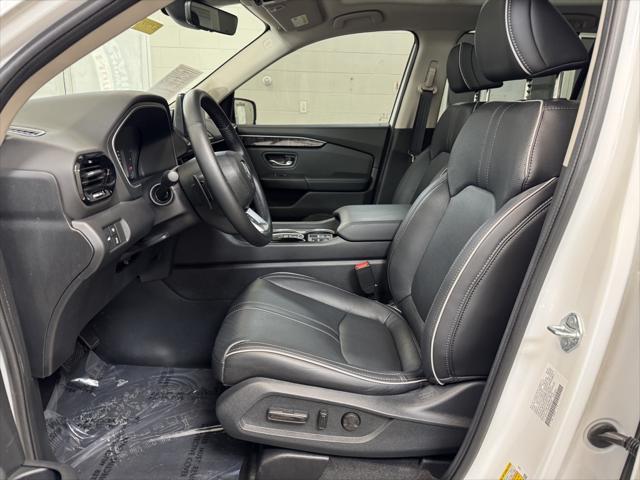 used 2023 Honda Pilot car, priced at $48,208
