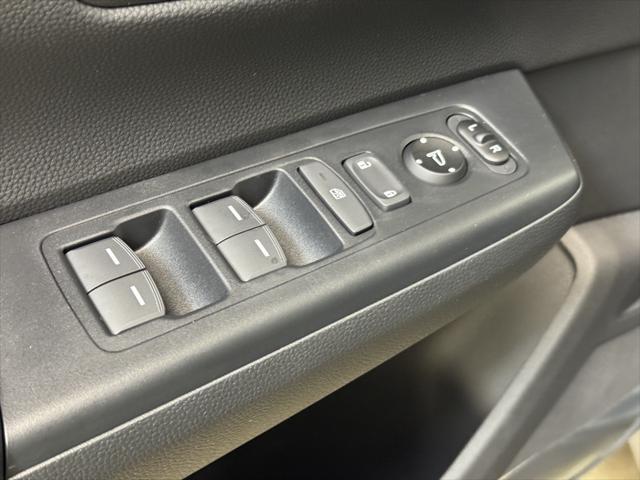 new 2026 Honda CR-V Hybrid car, priced at $40,320