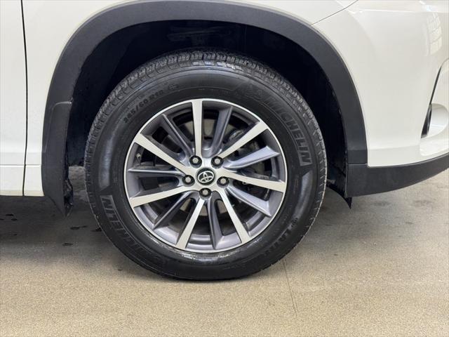 used 2018 Toyota Highlander car, priced at $24,900