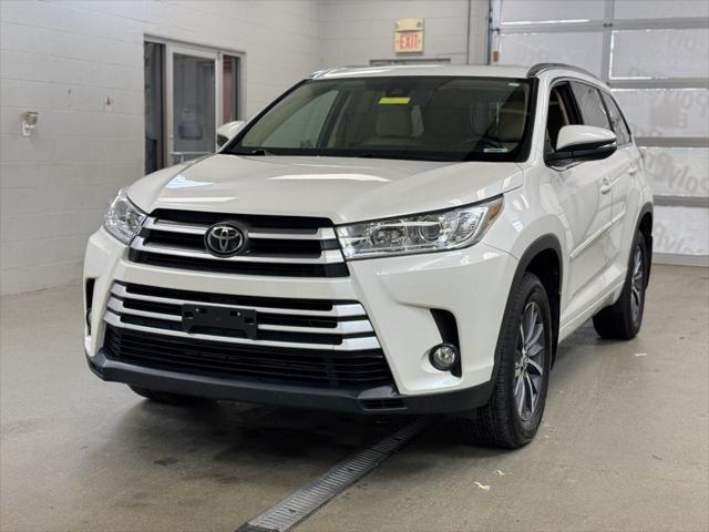 used 2018 Toyota Highlander car, priced at $24,900