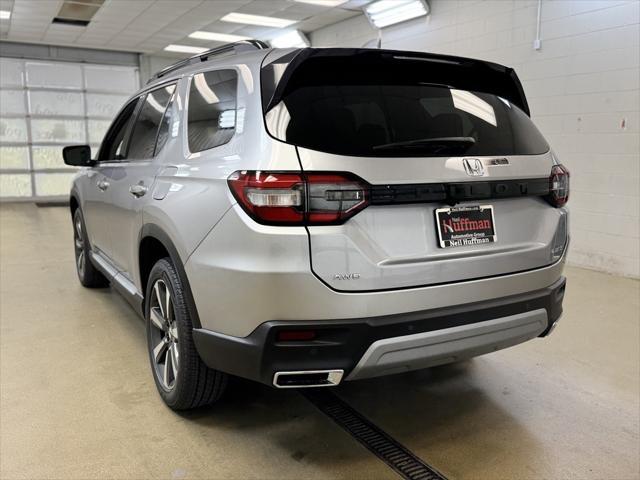 new 2025 Honda Pilot car