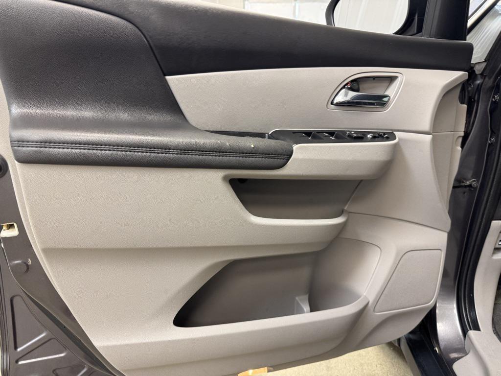 used 2015 Honda Odyssey car, priced at $14,132