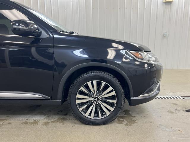 used 2020 Mitsubishi Outlander car, priced at $13,746