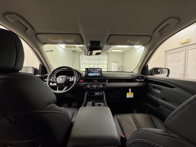 new 2025 Honda Pilot car