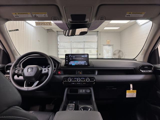 new 2025 Honda Pilot car