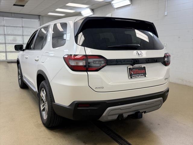 new 2025 Honda Pilot car