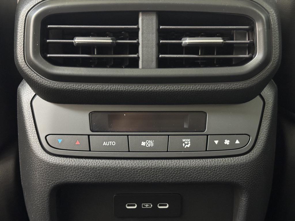 new 2025 Honda Pilot car, priced at $48,275