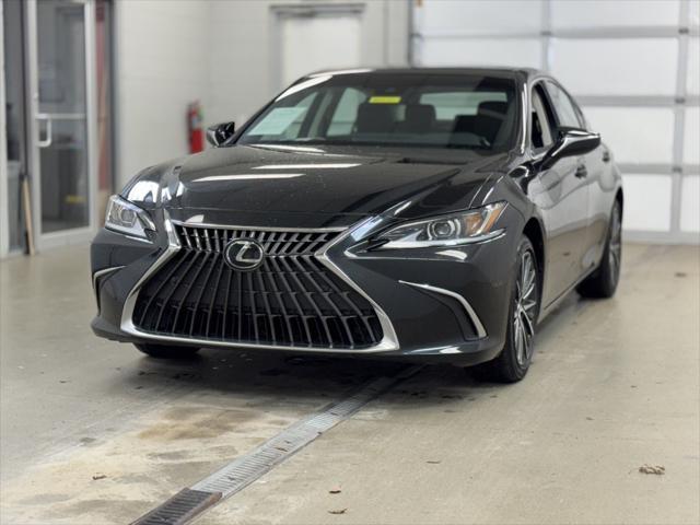 used 2024 Lexus ES 350 car, priced at $42,000