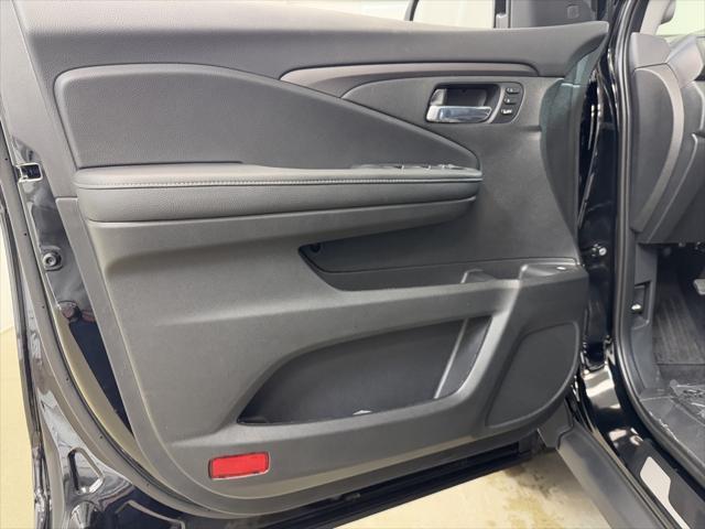 new 2025 Honda Ridgeline car, priced at $44,011