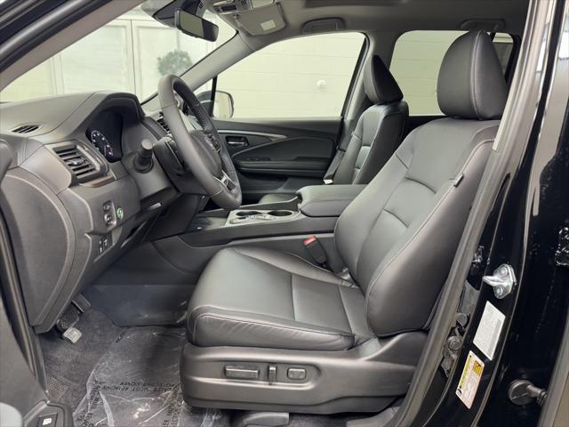new 2025 Honda Ridgeline car, priced at $44,011