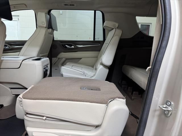 used 2021 GMC Yukon XL car, priced at $59,714