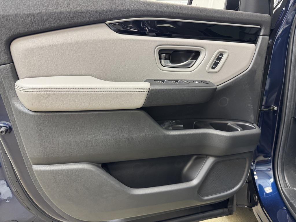 new 2025 Honda Pilot car