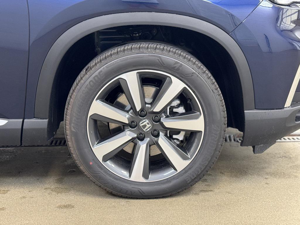 new 2025 Honda Pilot car
