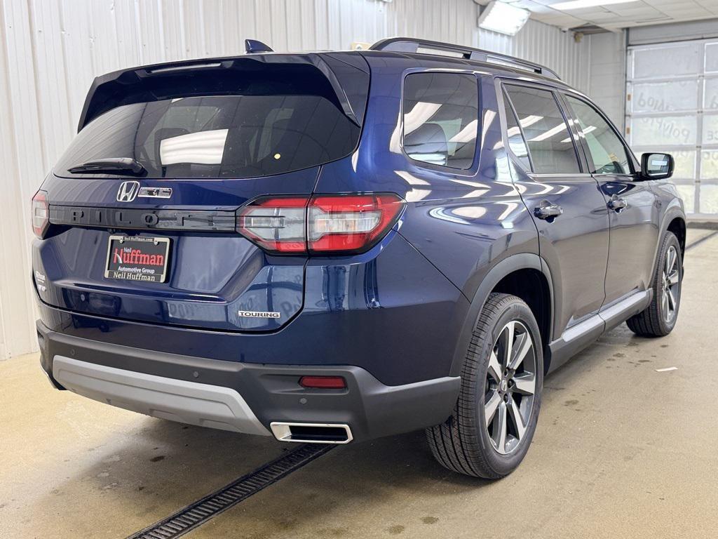 new 2025 Honda Pilot car