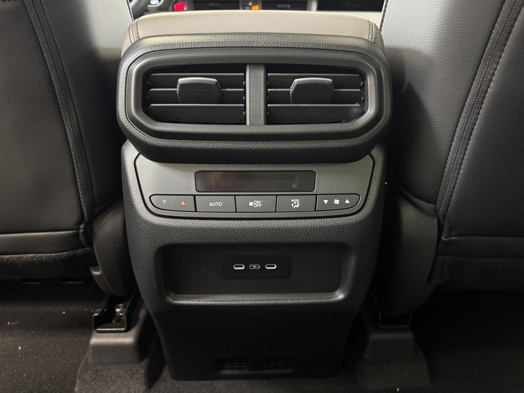 new 2025 Honda Pilot car