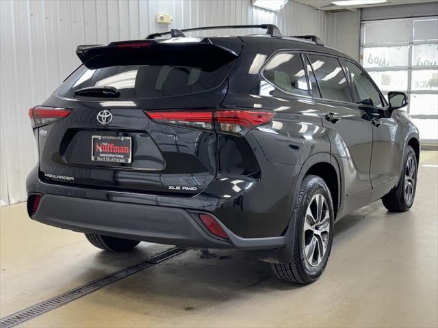 used 2021 Toyota Highlander car, priced at $31,600