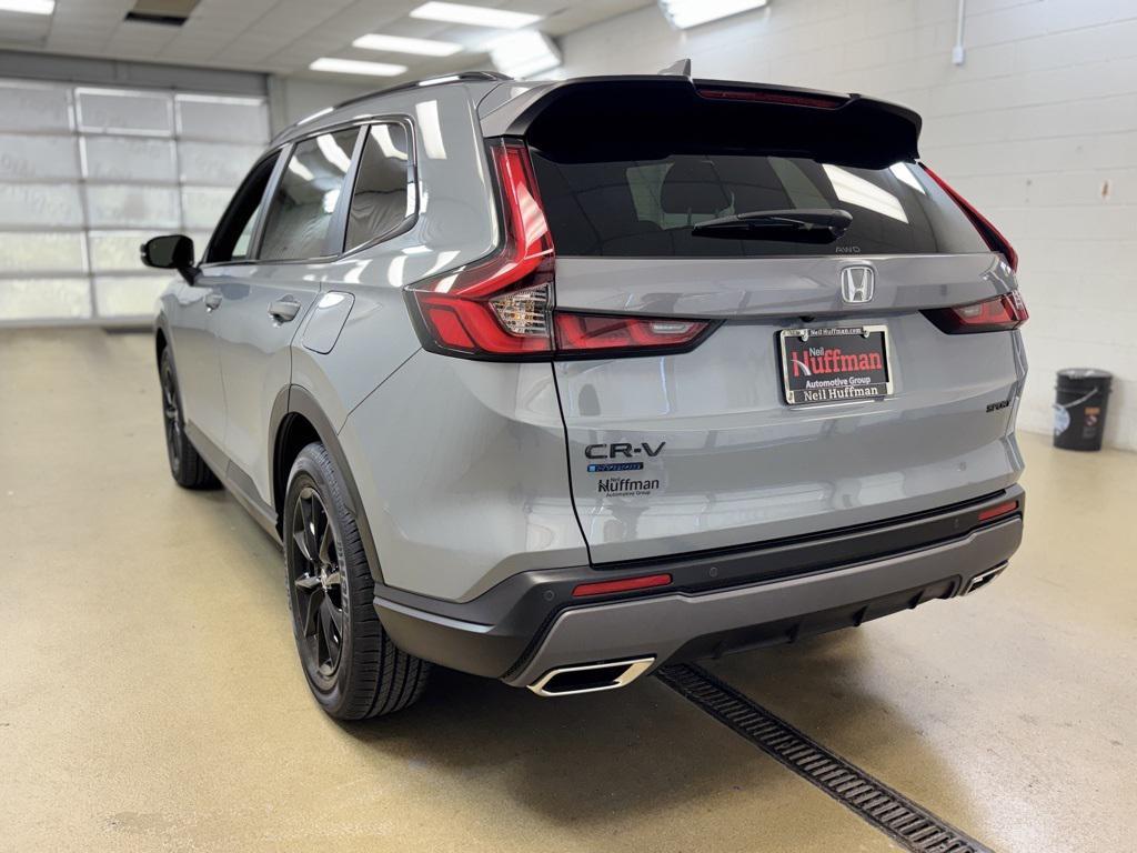 new 2026 Honda CR-V Hybrid car, priced at $40,015