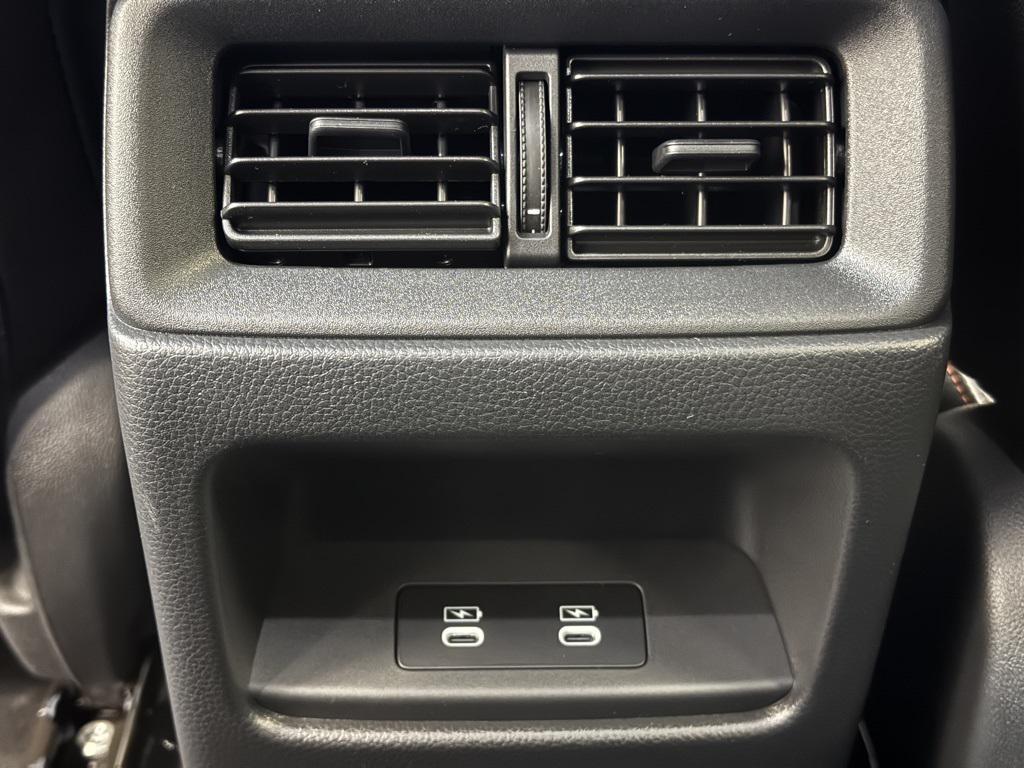 new 2026 Honda CR-V Hybrid car, priced at $40,015