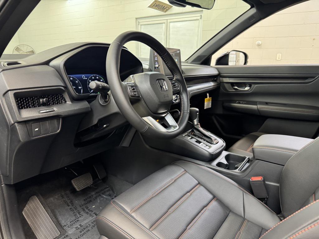 new 2026 Honda CR-V Hybrid car, priced at $40,015