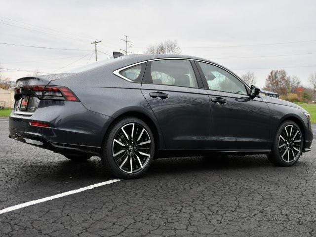 new 2025 Honda Accord Hybrid car