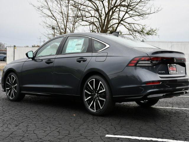 new 2025 Honda Accord Hybrid car