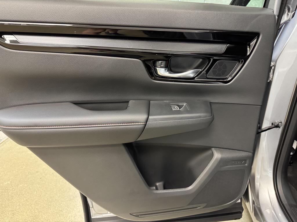 new 2026 Honda CR-V Hybrid car, priced at $42,445