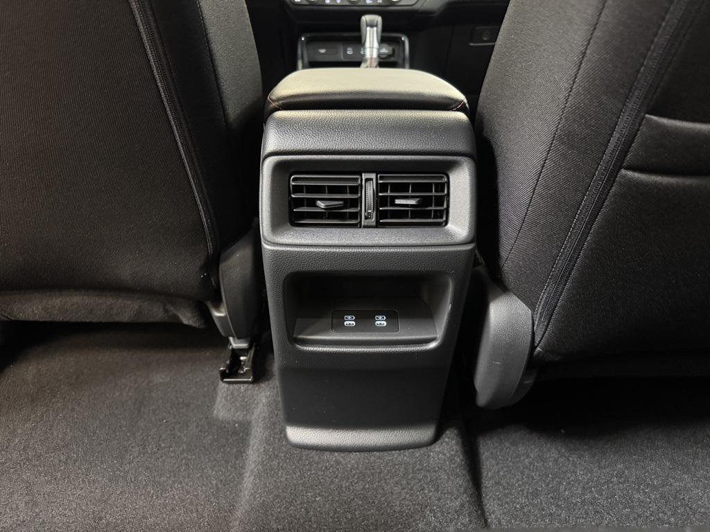 new 2026 Honda CR-V Hybrid car, priced at $38,675