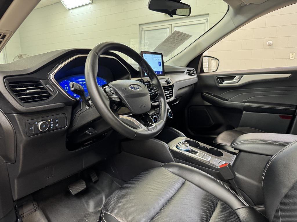used 2022 Ford Escape car, priced at $21,617