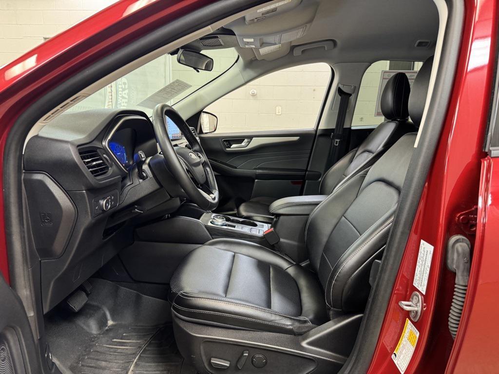 used 2022 Ford Escape car, priced at $21,617