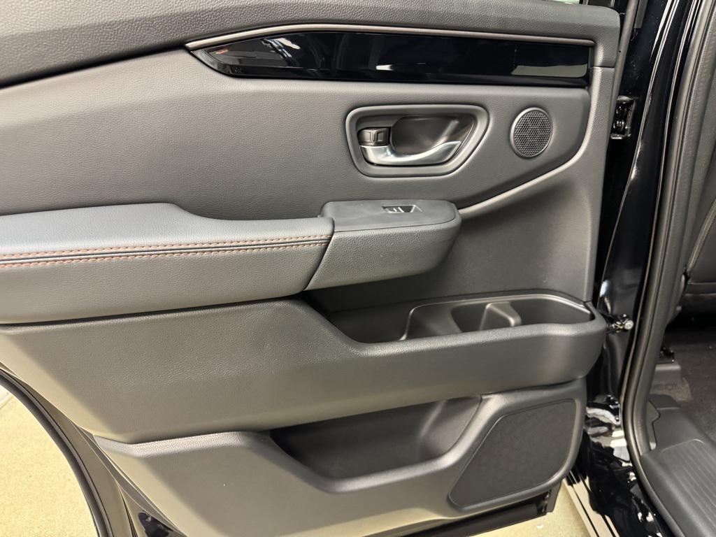 new 2025 Honda Pilot car, priced at $47,833