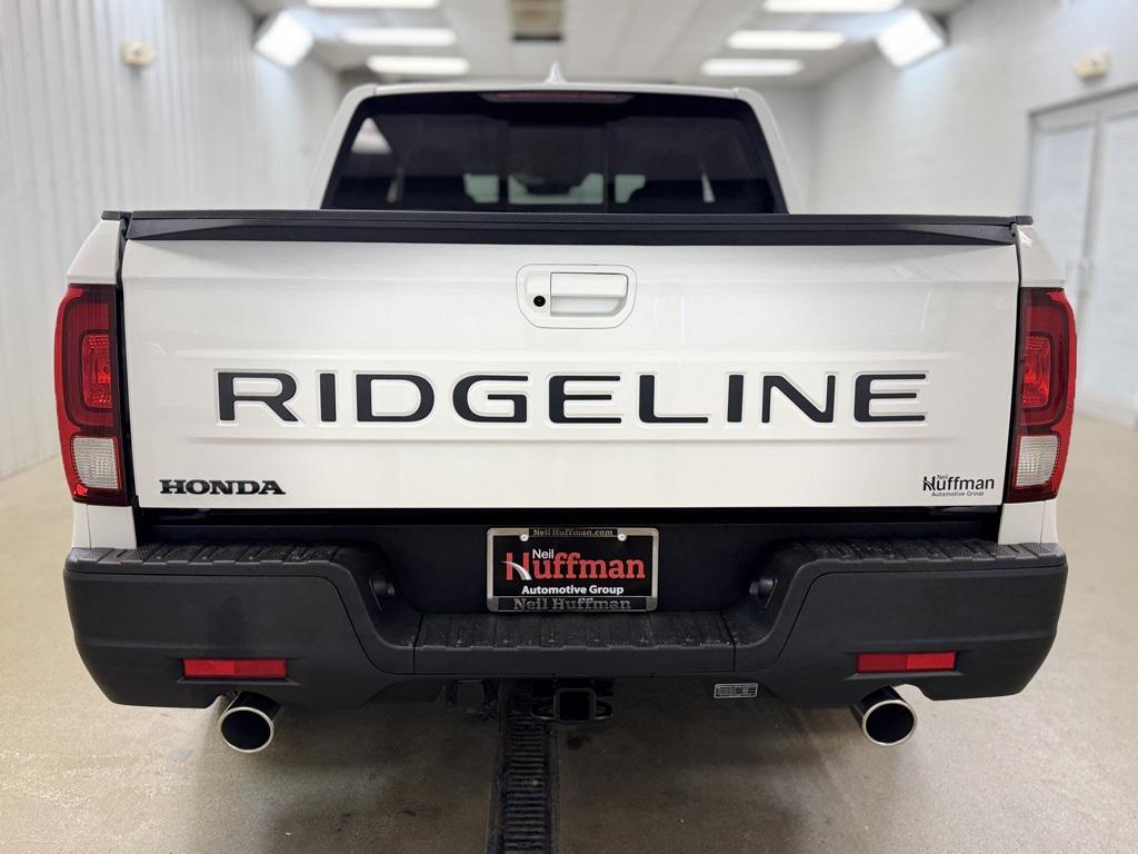 new 2025 Honda Ridgeline car, priced at $42,423