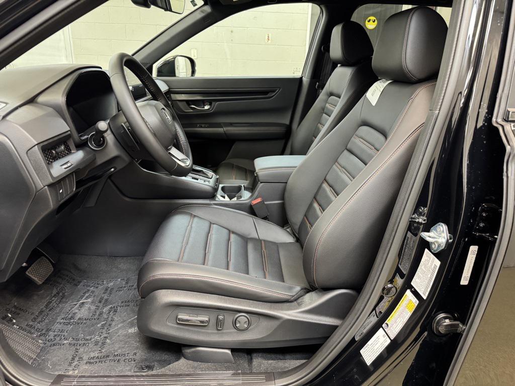new 2026 Honda CR-V Hybrid car, priced at $39,584