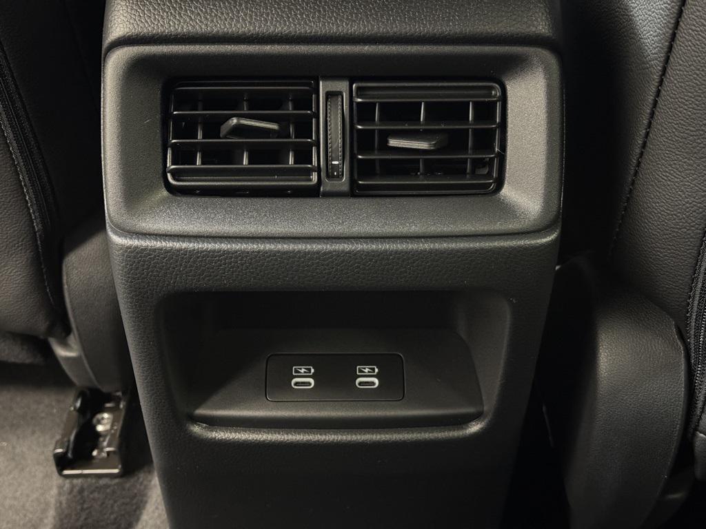 new 2026 Honda CR-V Hybrid car, priced at $39,584