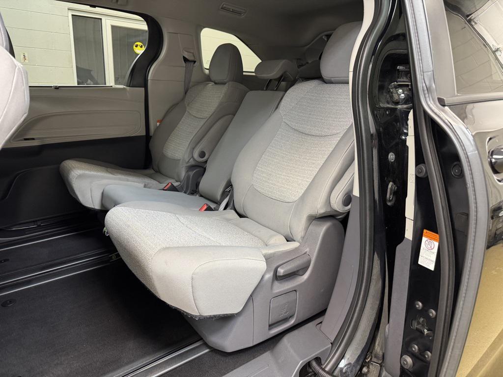 used 2021 Toyota Sienna car, priced at $30,586