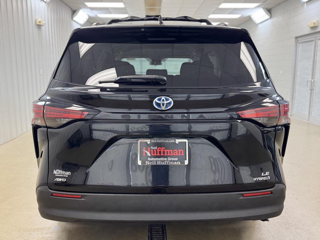 used 2021 Toyota Sienna car, priced at $30,586