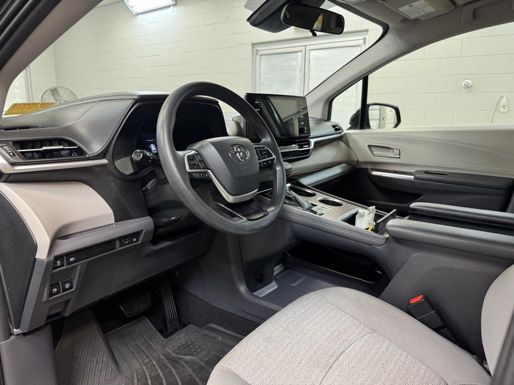 used 2021 Toyota Sienna car, priced at $30,586