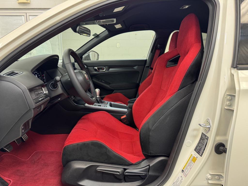 new 2025 Honda Civic Type R car
